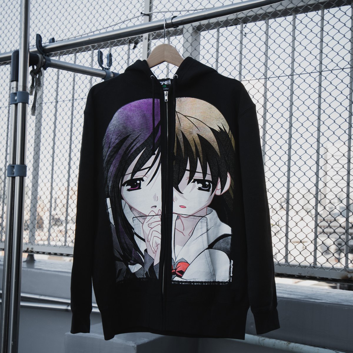 chillweeb_tokyo's tweet image. 【School Days コラボグッズ オンライン販売開始】

只今よりChillweeb ECにてオンライン販売を開始いたしました!
みなさまのご注文、お待ちしております。

▼受付URL
chillweeb.myshopify.com
*受注販売となります。

#SchoolDays