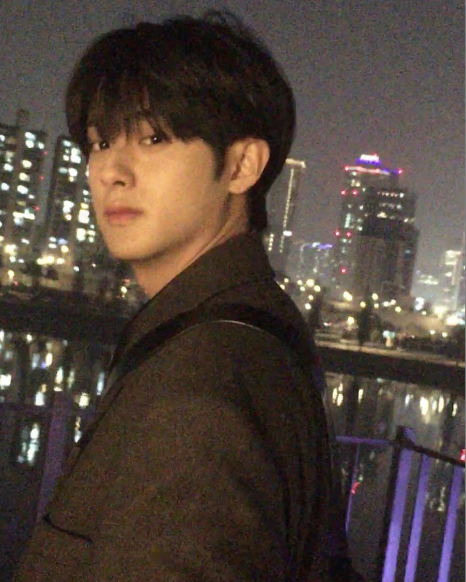 또 개큰남친짤 주고가심