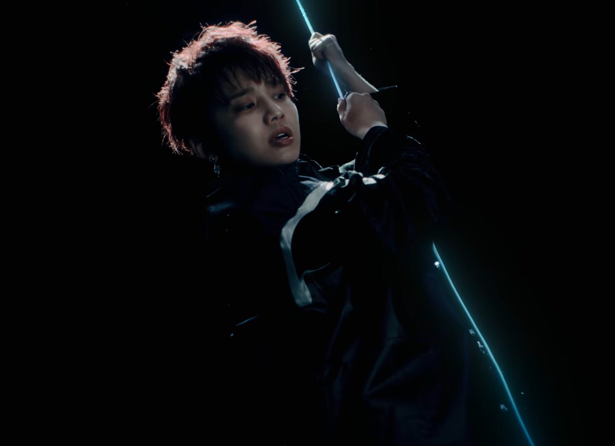 Da_iCE_SA's tweet photo. もちろん今のセンター分けとか前髪ありふわふわのそたくんも好きなんだけど、、、
なんか昔のそたくん戻ってきたみたいでこのスタイリング天才かも🥲🤍 https://t.co/9BMcFFCsup