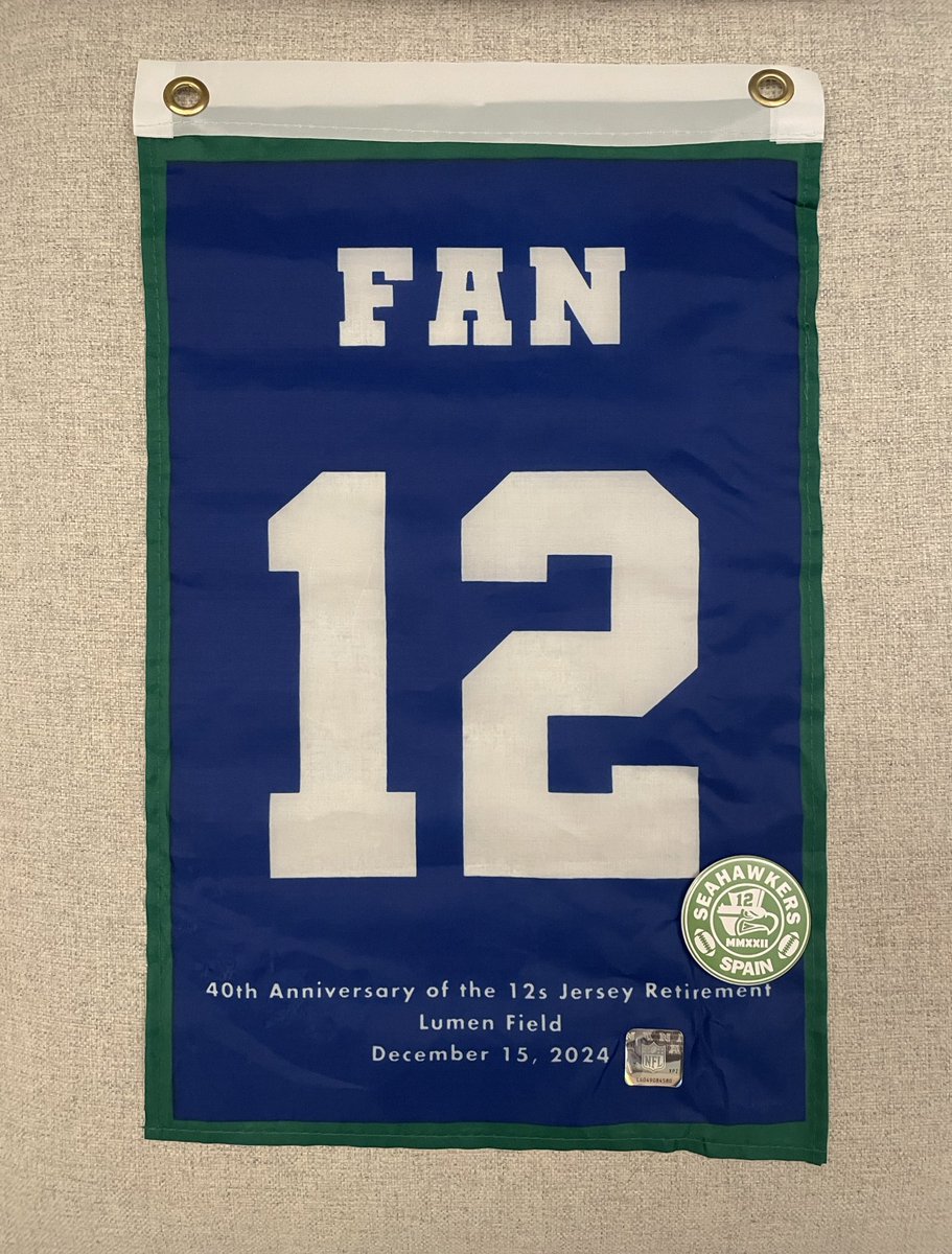 Pertenecer a Sea Hawkers Spain es muy sencillo. Somos ya casi 100 miembros en España. 

El domingo, en la quedada, regalitos para los nuevos afiliados y sorteo de merchandising que nos mandan desde <a href="/Seahawks/">Seattle Seahawks</a> para los presentes. 

Si quieres saber más, ¡pregúntanos! 💙💚