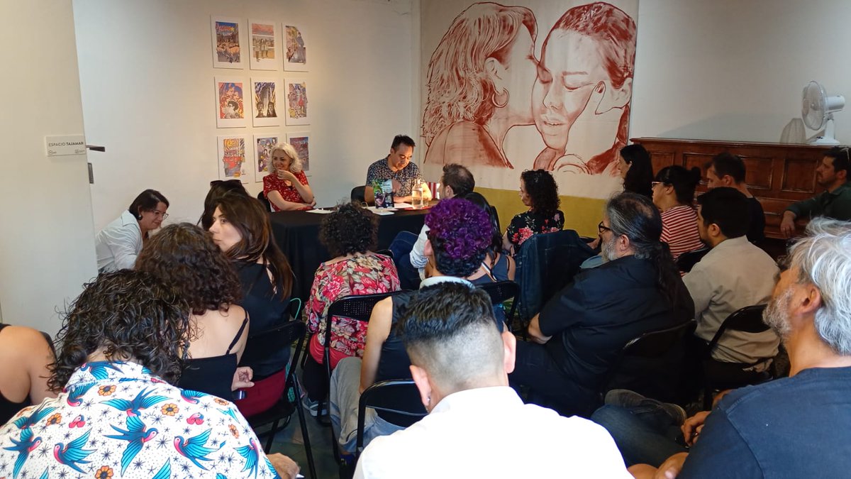 RGC_Ediciones's tweet image. 📚 Ayer presentamos "Cultura ingobernable" de @jbeirak en el Nodo Tajamar (Santiago de Chile), en conversación con @TPeters_N (Universidad de Chile), junto a más de 30 personas.

Gracias a quienes participaron y acompañaron este espacio de diálogo. 🇨🇱