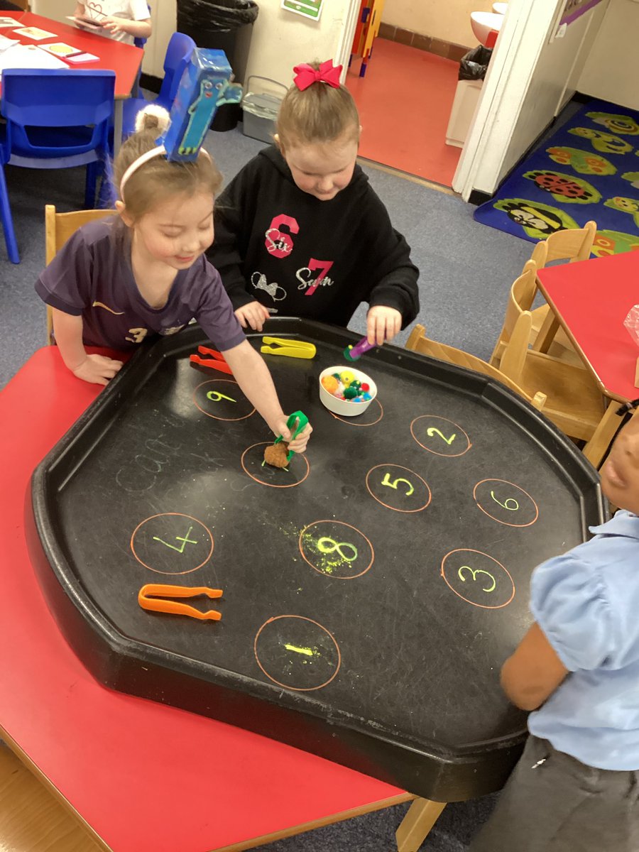 stedwardsce's tweet photo. Reception are enjoying number day! https://t.co/JGd33aAEoK