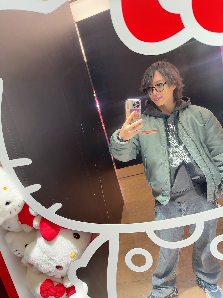 muscle_isMylife's tweet photo. トレーニーがハローキティ展に行ってきた🎀

#hellokitty_exh 
#ハローキティ展 https://t.co/U6JvG4whhA