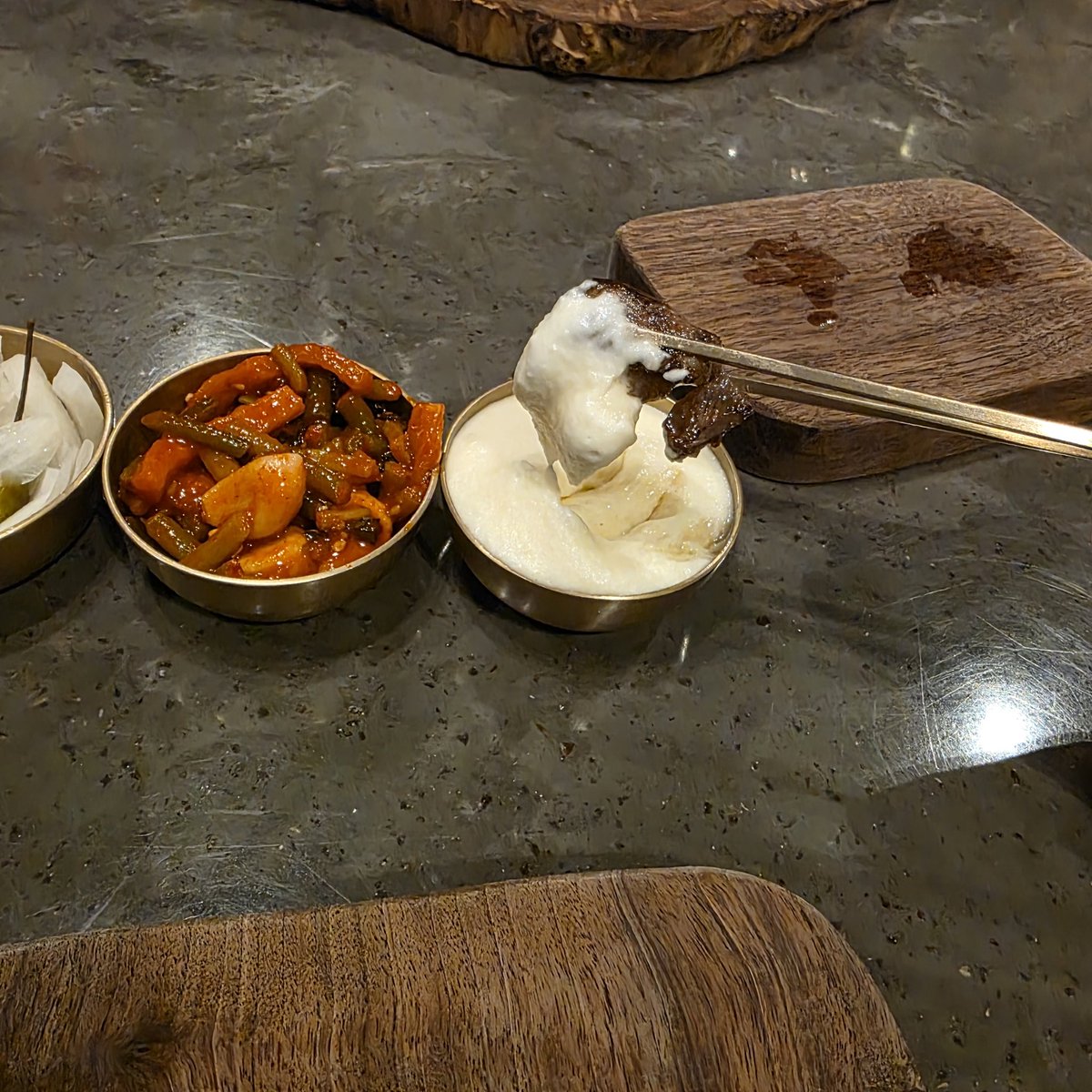 myzero's tweet image. 양인환대 파인다이닝

양고기 잘 먹고왔습니다!

진짜 맛좋네요 ㅋㅋㅋ

근데 개인적으로 천천히 먹는건 안맞네요
구워서 와구와구 먹어야하는데 ㅜ