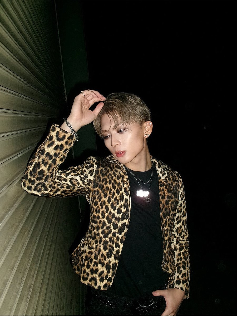 YUGA 1DERZのみんな元気〜？ YUGAだよ💙 TOKYO DRIFTチェックしてくれ