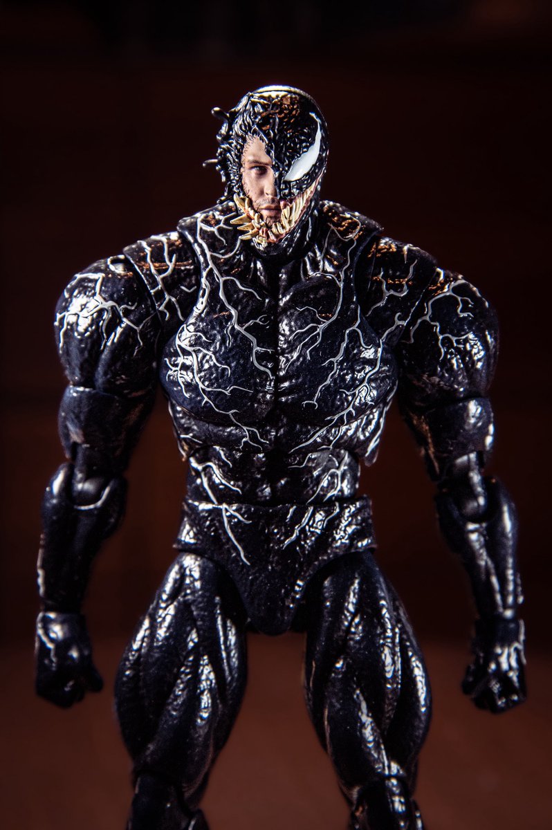 ssssss_____2's tweet photo. MAFEX VENOM 
立ってるだけでかっこいい https://t.co/dwqWjCjjL5