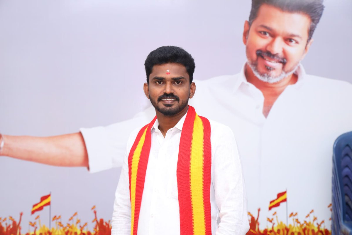 krishEd01's tweet photo. தளபதி தலைவர் @TVKVijayHQ அவர்களின் வெற்றிகாகவும், @rkdiliptvk அண்ணன் உங்களின் வெற்றிக்காகவும் நாங்கள் உங்கள் பின்னால் இருக்கிறோம்
வெற்றி நமதே! 2026 நமதே! வெல்வோம்!

சேப்பாக்கம் திருவல்லிக்கேணி தொகுதியை வென்று எடுப்போம் வெற்றி நிச்சயம் 🔥
#தமிழகவெற்றிக்கழகம் @Chepauktvk_offl https://t.co/1fce7LEcD7