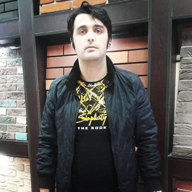 انگار خیلیا نمیدونن همین منوتوی مادرجنده بود که سه سال پیش باعث شناسایی و اعدام جواد روحی شد.