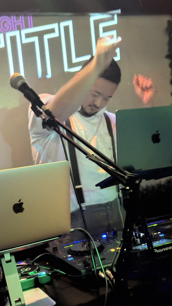 nontitle1217's tweet photo. 2週目！
DJ shiuスタート🧨🧨🧨🧨🧨🧨🧨 https://t.co/Q4wsaA9Mrx