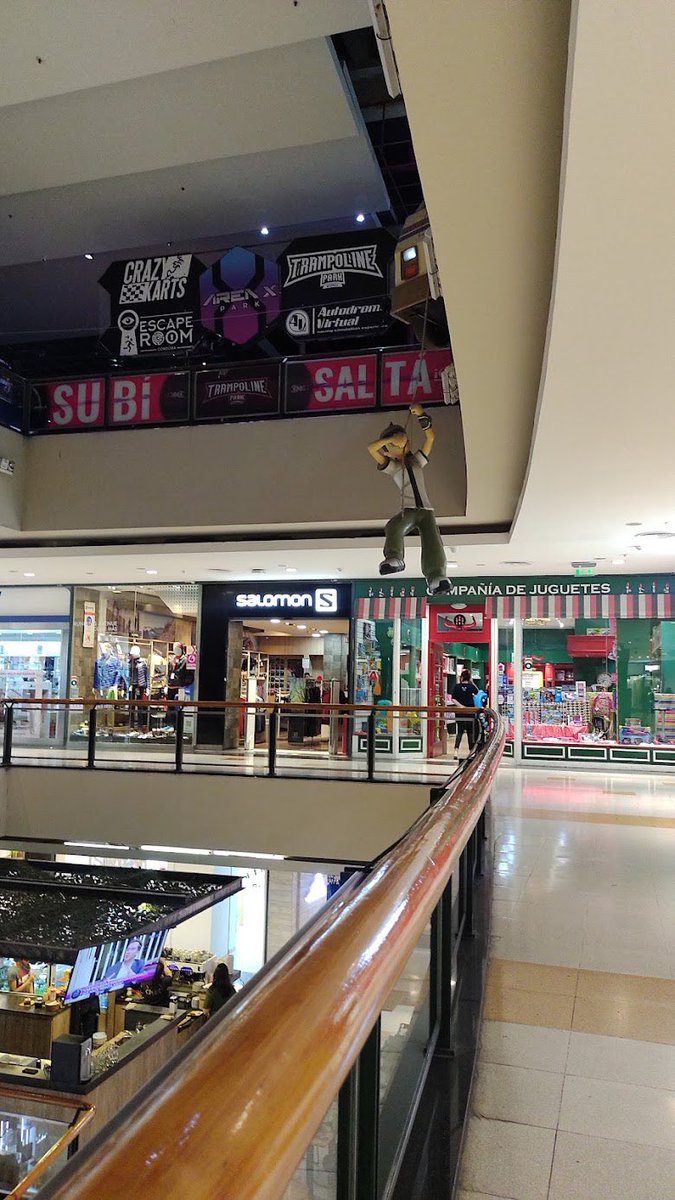 Ben Tennyson was seen climbing a rope in a mall in Argentina!