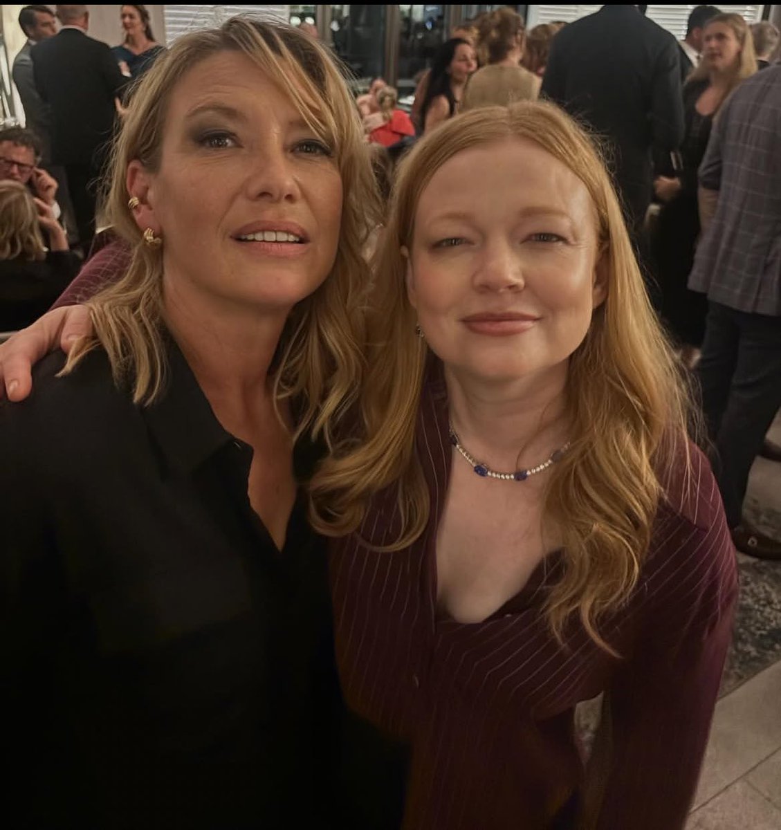 ANNA TORV AND SARAH SNOOK TOGETHER FINALLLLLYYYYYY IM GONNA CRYYYYYYYY