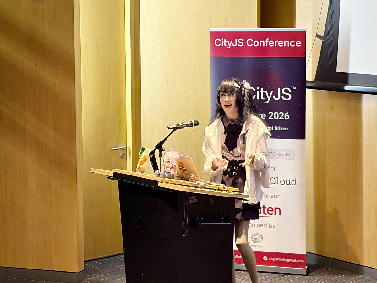PhantipK's tweet photo. With @saltyAom, the cutest speaker at #CityJSConf, sharing behind the scene of making backend TypeScript framework! :3 https://t.co/JhZTqtcRbG