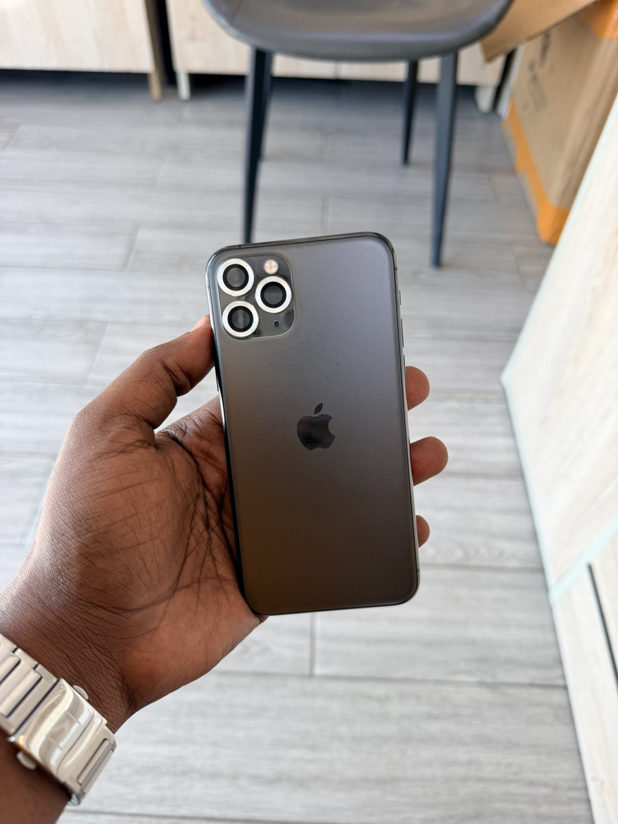 𝑴𝒂𝒌𝒂𝒗𝒆𝒍𝒊  tweet media