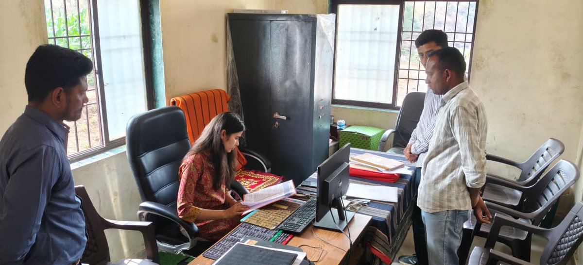 છોટાઉદેપુર જિલ્લાના ક્વાંટ તાલુકાની ગ્રામ પંચાયત પીપલદા અને પીપલદી, છોટાઉદેપુર તાલુકા ની ઘેલવાંટ જૂથ ગ્રામ પંચાયત નું Revenue Inspection and Audit સાથે જરૂરી માર્ગદર્શન આપવામાં આવ્યું. #Kawant #ChhotaUdepur #GramPanchayat #RevenueInspection #Audit #DistrictAdministration