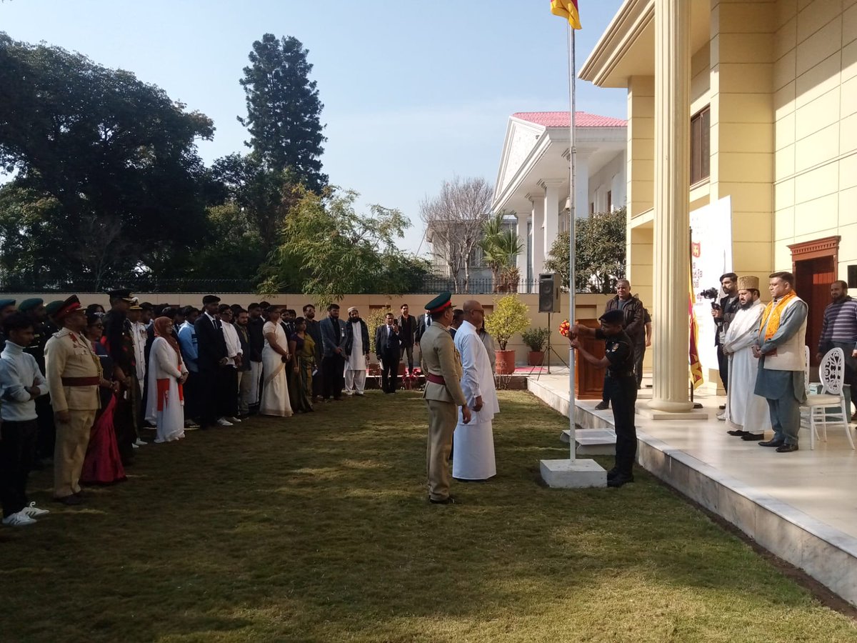 DarAlIftaIsb's tweet photo. Sri Lankan High Commission in Pakistan Celebrates 78th Independence Anniversary
https://t.co/wF9sm3ni3M… 
🇵🇰🤝🇱🇰
Grand Mufti Office Islamabad &amp; Ulama Aman (Peace) Committee Pakistan https://t.co/vxsKzFdK3w