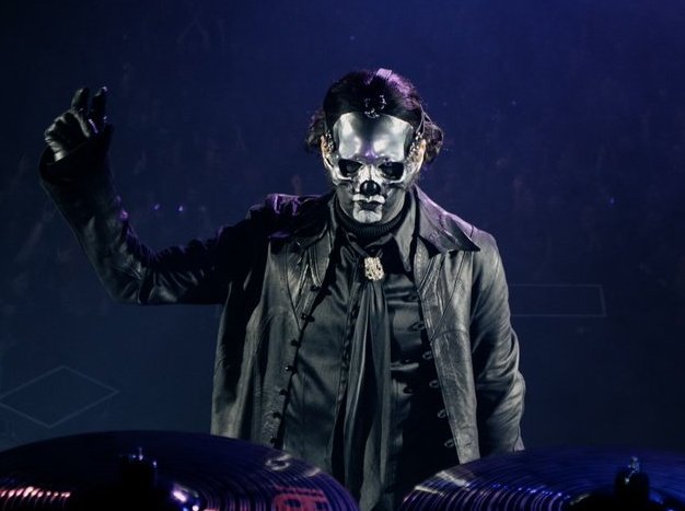 greedyjiussy's tweet image. it's ok bb don't be sad