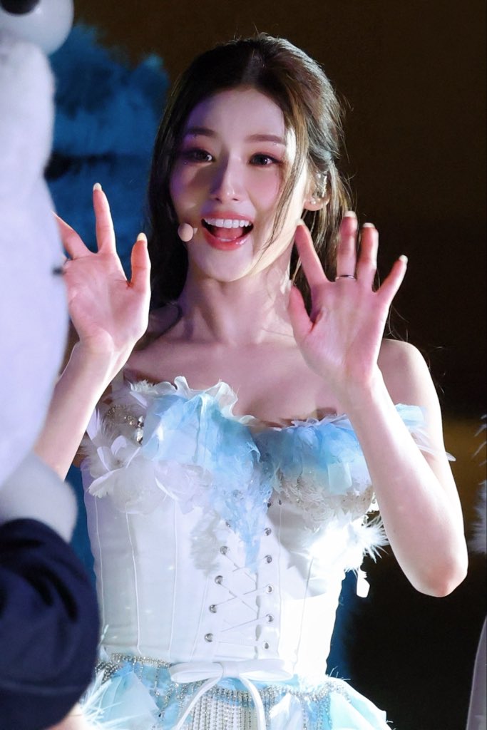 260206
#TWICE #트와이스 
#SANA #사나 #サナ