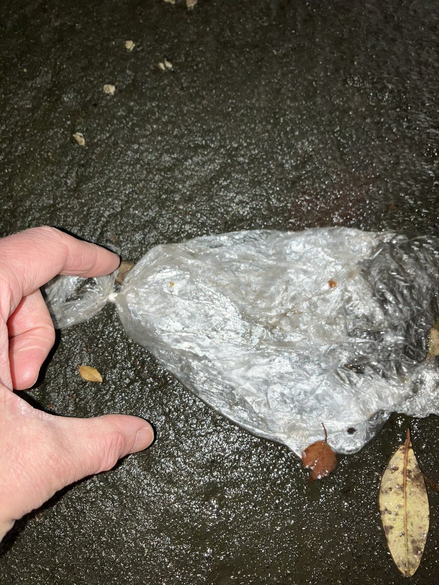 @_pickuplitter tweet media