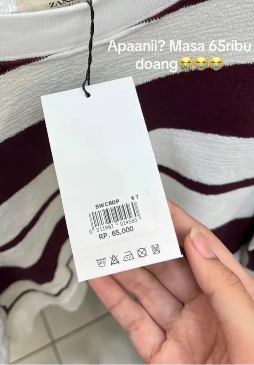 ulianpuyy's tweet photo. MAAF BARU TAU HIDDEN GAME INI KALAU..

ternyata baju-baju cakep ada loh di offl kaya Blok M, Tegal dll dgn harga start 50k, lucu-lucu bgt pliss 🥺🫵🏻 https://t.co/EdpJQmpgdR