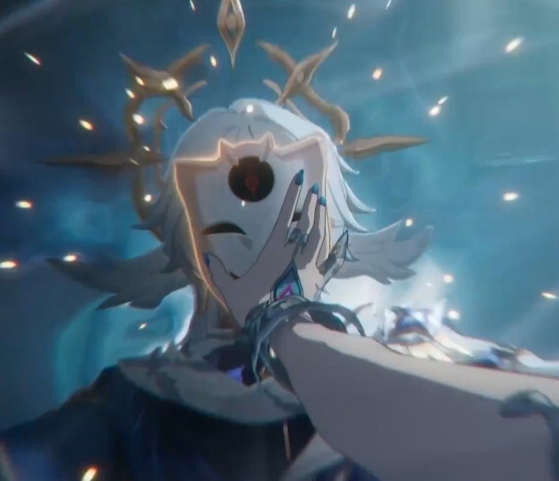 My poor pigeon I cant😭😭😭 dont leave the train