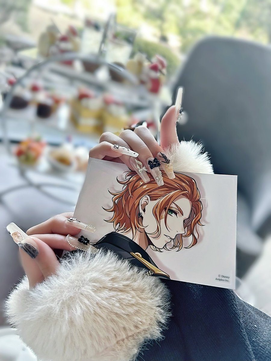 0lyuku's tweet photo. 最近の痛ネイル♥ https://t.co/OuBeGuOo72