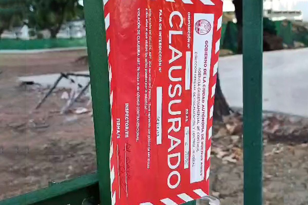 ¿Sabías que una empresa a la que Jorge Macri le entregó parte de un espacio verde público inició una obra sin estar habilitada?

Cementaron más de 200 m2 de manera ilegal y recién cuando los vecinos reclamaron la agencia de control porteña la frenó

Mirá👇
tiempoar.com.ar/ta_article/con…