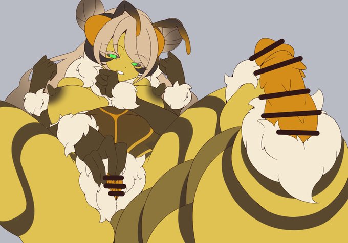 クイーンビー 産卵
#transfur #TF 