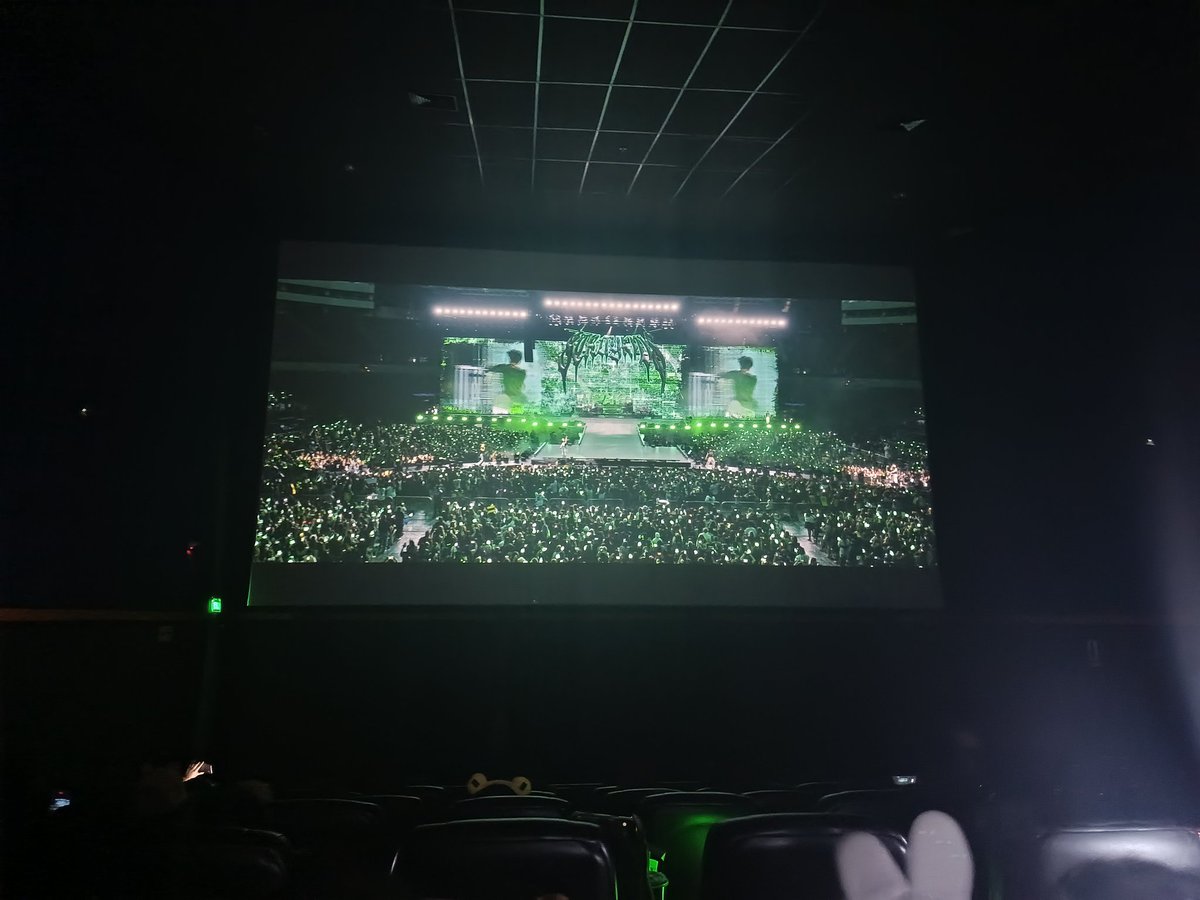 Mich ☁️🐧🐵 | #ShiningStay💙✨ tweet media