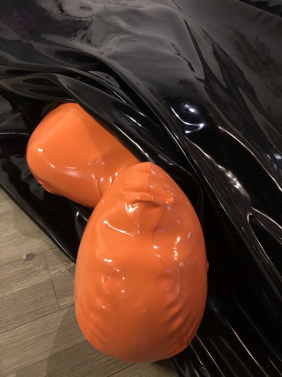 Nhét dô mệt lòi loll

#sleepsack
#vacbed
