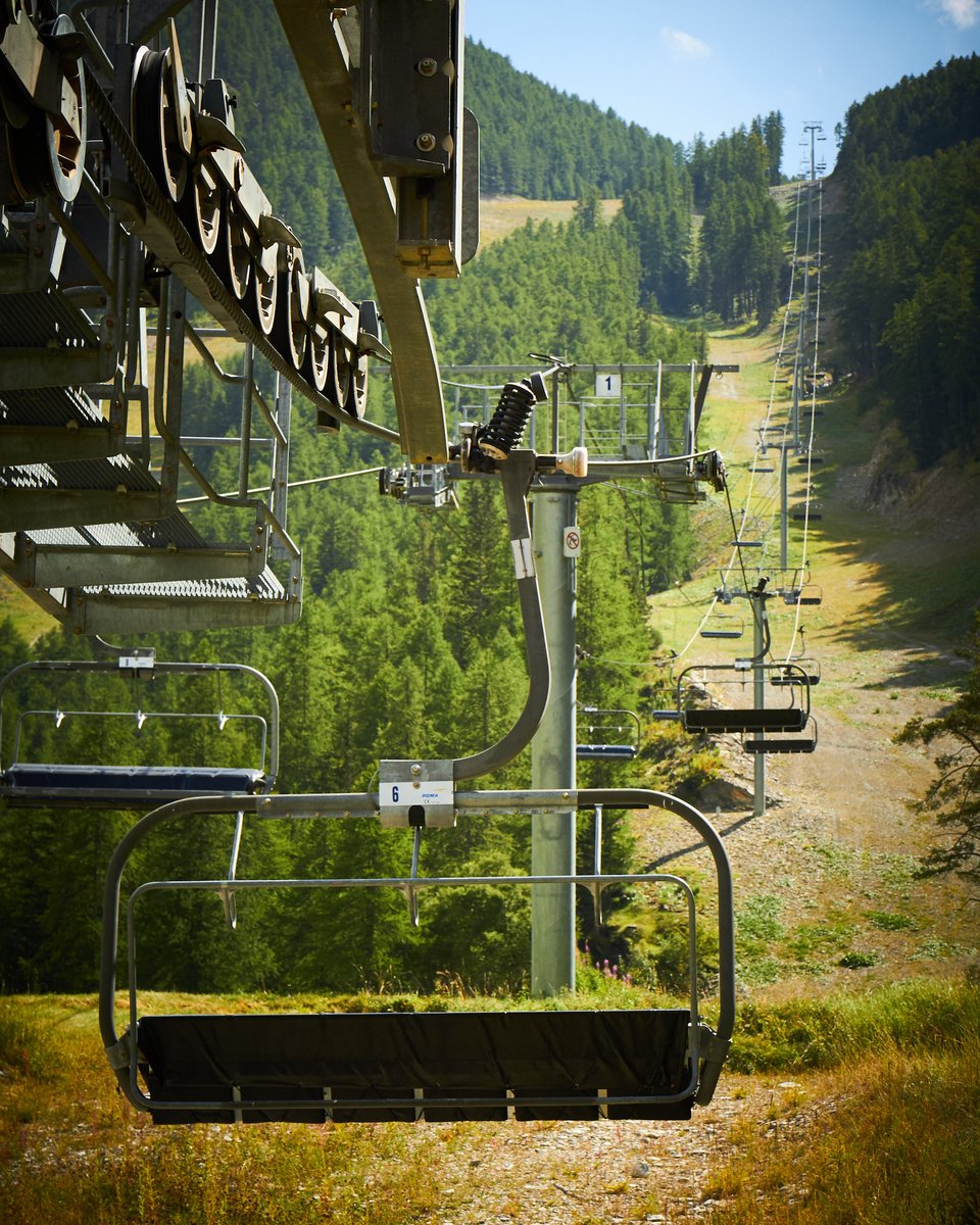 Cascable team member pick: “With ski season in full swing, it’s hard to imagine the ski resorts being quiet off-season. This was quite an eerie sight!”

#CascableApp #photography #skiing #WinterOlympics