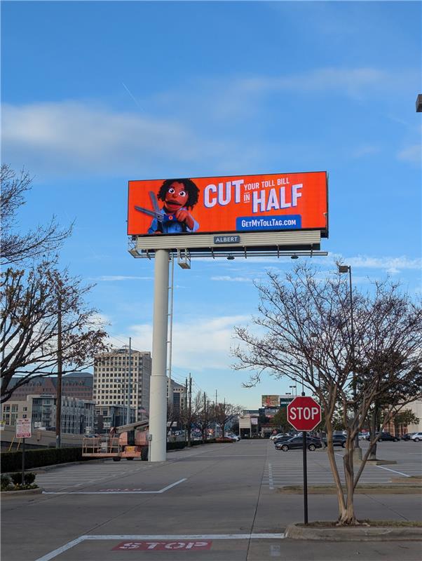 Daktronics's tweet image. Now live on Dallas Parkway! Proud to partner with Albert Outdoor Advertising on their new Daktronics digital billboard. Delivering strong performance with smarter power use.
#DigitalBillboards #OOH #DOOH #OutOfHome #DigitalOutOfHome #BillboardAdvertising #OOHMedia #SmartCities