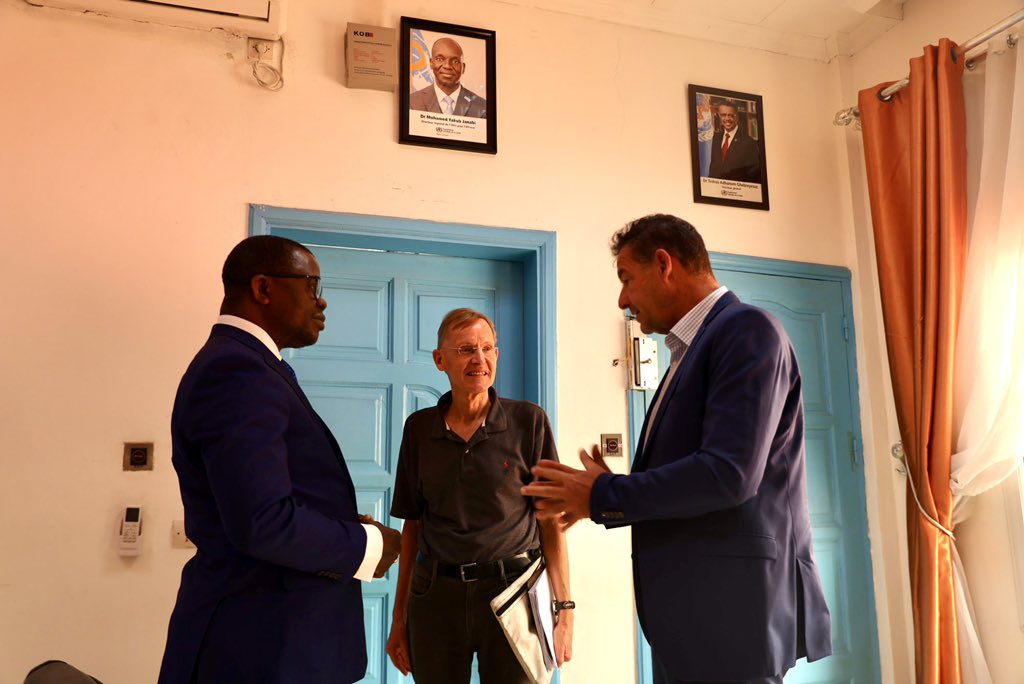 OMSCongo's tweet image. Maladies prioritaires et soins de santé primaires au cœur des échanges entre le Représentant de l’@OMSCongo, Dr @sodjinoudossou, et S.E. Dr @michaelreuss, Ambassadeur d’Allemagne au #Congo 🇨🇬, reçue en audience ce 6.2.2026, ouvrant des perspectives de #coopération 🤝.