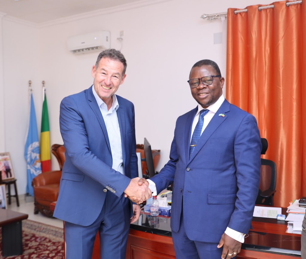 OMSCongo's tweet image. Maladies prioritaires et soins de santé primaires au cœur des échanges entre le Représentant de l’@OMSCongo, Dr @sodjinoudossou, et S.E. Dr @michaelreuss, Ambassadeur d’Allemagne au #Congo 🇨🇬, reçue en audience ce 6.2.2026, ouvrant des perspectives de #coopération 🤝.