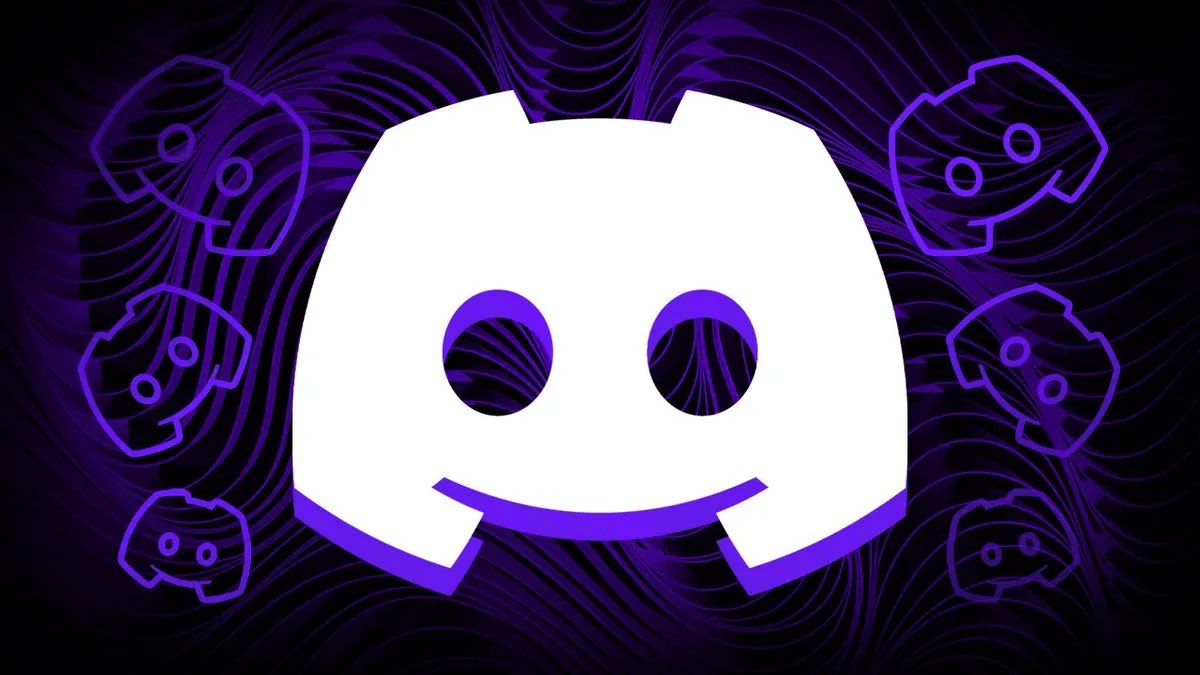 Question for streamers big and small! Is Discord worth it? Tell me more! #Discord #streamers
