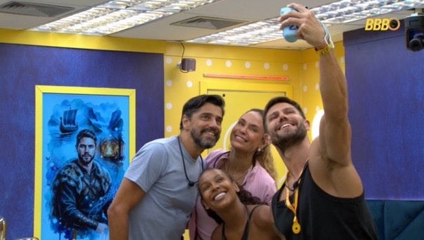 fechada com os cancelados e siga-me os bons.