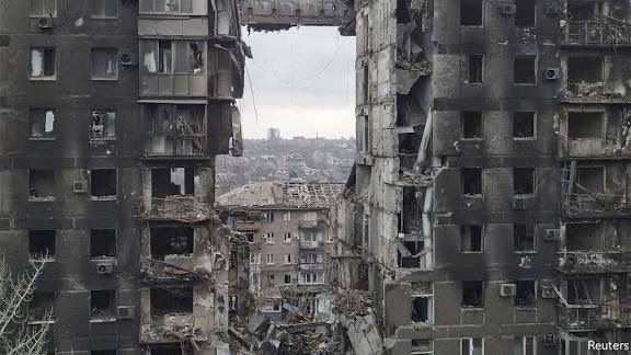 joni_askola's tweet image. Many underestimate the scale of the war in Ukraine and fail to recognize that Russia is committing genocide. 

In Mariupol alone, the death toll over just 3 months may have exceeded the total deaths in Gaza over the entire war, despite a smaller population. 

Reflect on that