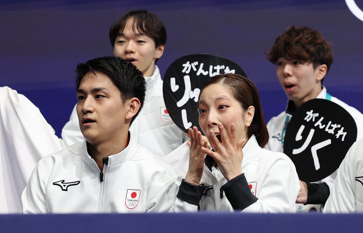 #りくりゅう 団体戦SPで自己ベスト❗️

キス＆クライで三浦選手はこの表情😳
得点が分からず「リアクションが遅れた」木原選手は…

写真：ロイター
#ミラノコルティナ2026
#MilanoCortina2026