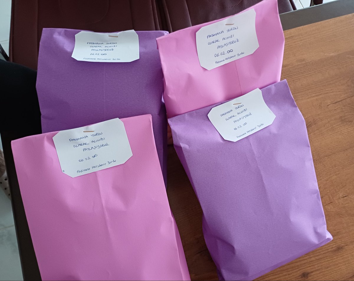 Fadimana Halisdemir Yurdu’nda kalan depremzede öğrencilerimizle bir araya gelerek onların duygu ve düşüncelerini dinledik, acılarını paylaştık. Öğrencilerimizin yalnız olmadığını hissettirmek, her zaman yanlarında olduğumuzu göstermek bizim için çok kıymetli.