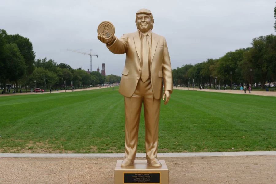 " I rzeczywiście Pan ukarał lud za to, że uczynił sobie złotego cielca, wykonanego pod kierunkiem Aarona".
Księga Wyjścia 32, 35