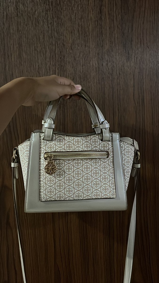 maziida.h tweet media