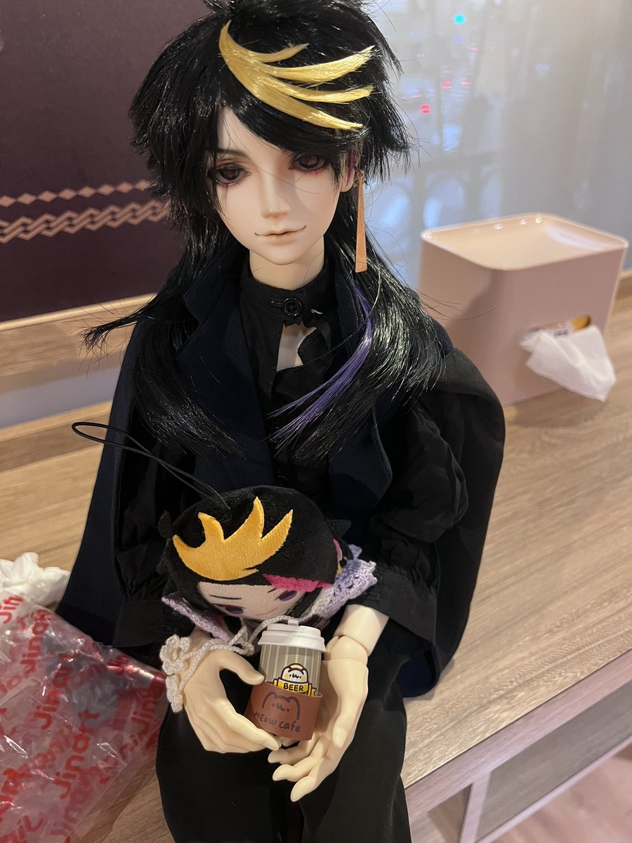 aiolos1130's tweet photo. #dresslikeshu https://t.co/7fWHVSxKCz