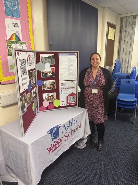 IbstockSchool's tweet photo. The Y9 Options &amp; Progress Evening is one of our most important nights of the year as we begin the GCSE journey with our Y9 students, supporting them to make the best decisions around the subjects they pick.
We were joined by local PCSOs &amp; the head of Ashby School Sixth Form. https://t.co/gXdkqhSs6R