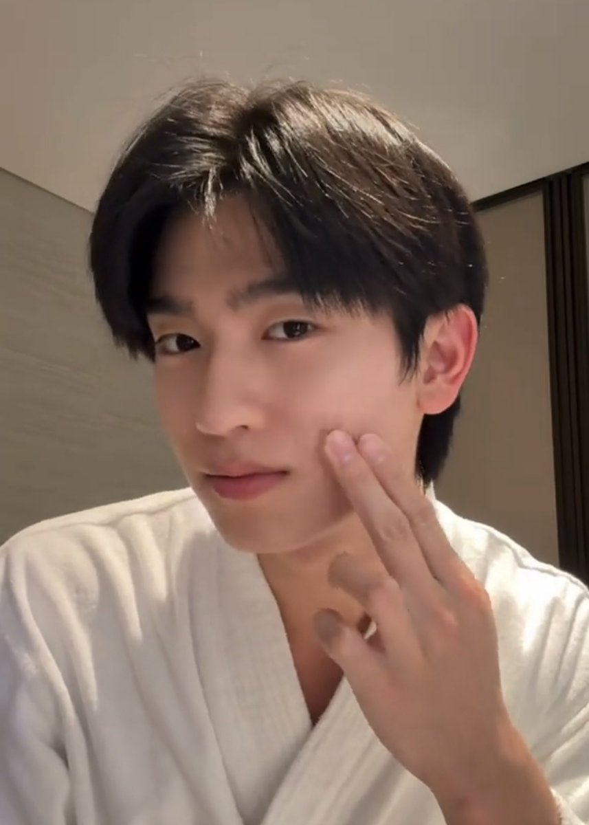 โทมัสหน้าสด กูยอม