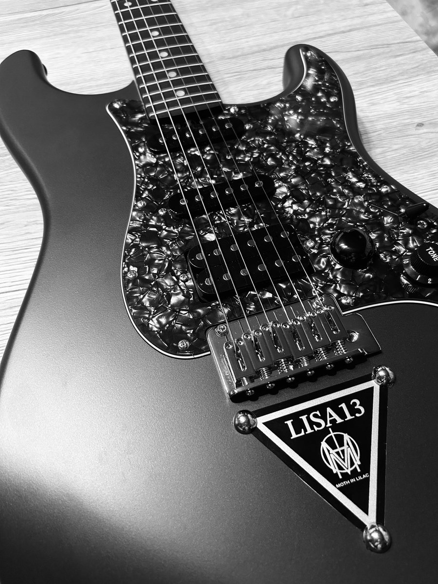 🩷Lisa 13🩷義手ギタリスト🎸💪義手ピックは手作り (@lhjw121315666