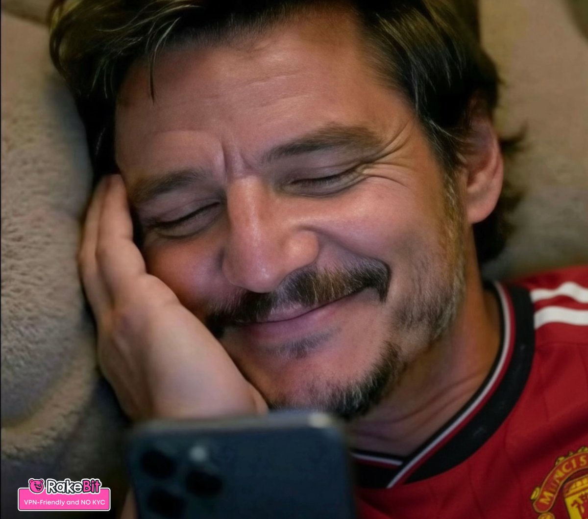 UtdKobi's tweet image. Current Status:

○ Single.
○ In a relationship.
● Waiting for “Cunha-Bruno-Cunha-Bruno-Cunha-Bruno-Luke Shaw-Cunha”