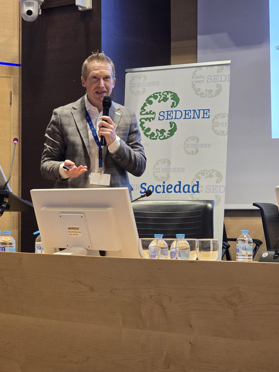 sedenered's tweet photo. Conferencia inaugural  I Jornada Vasca de @sedenered a cargo de @ValdespinaC  (SalusPlay), ▶️abordando la integración de la Inteligencia Artificial en el día a día de la enfermería neurológica. Innovación al servicio del cuidado. #SEDENE #IAenSalud #EnfermeríaNeurológica https://t.co/c2pKYIefr3