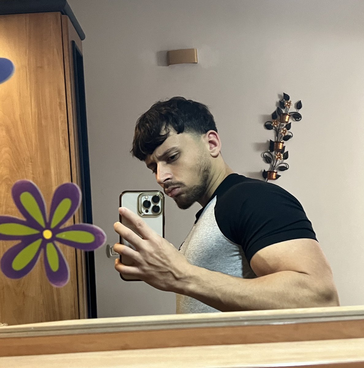 ًًً ً tweet media