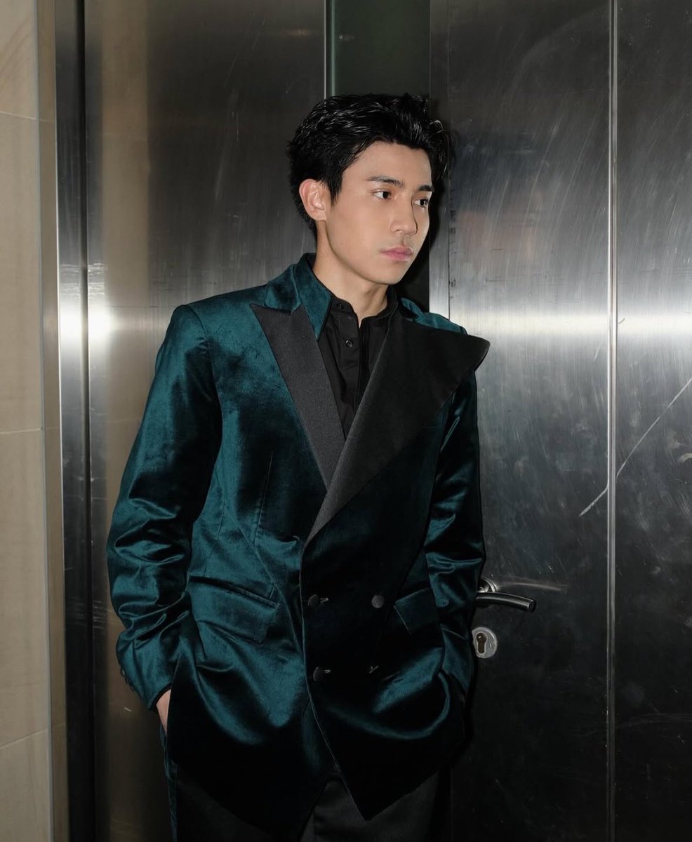 so pogi <a href="/brentymanalo/">brent manalo</a>