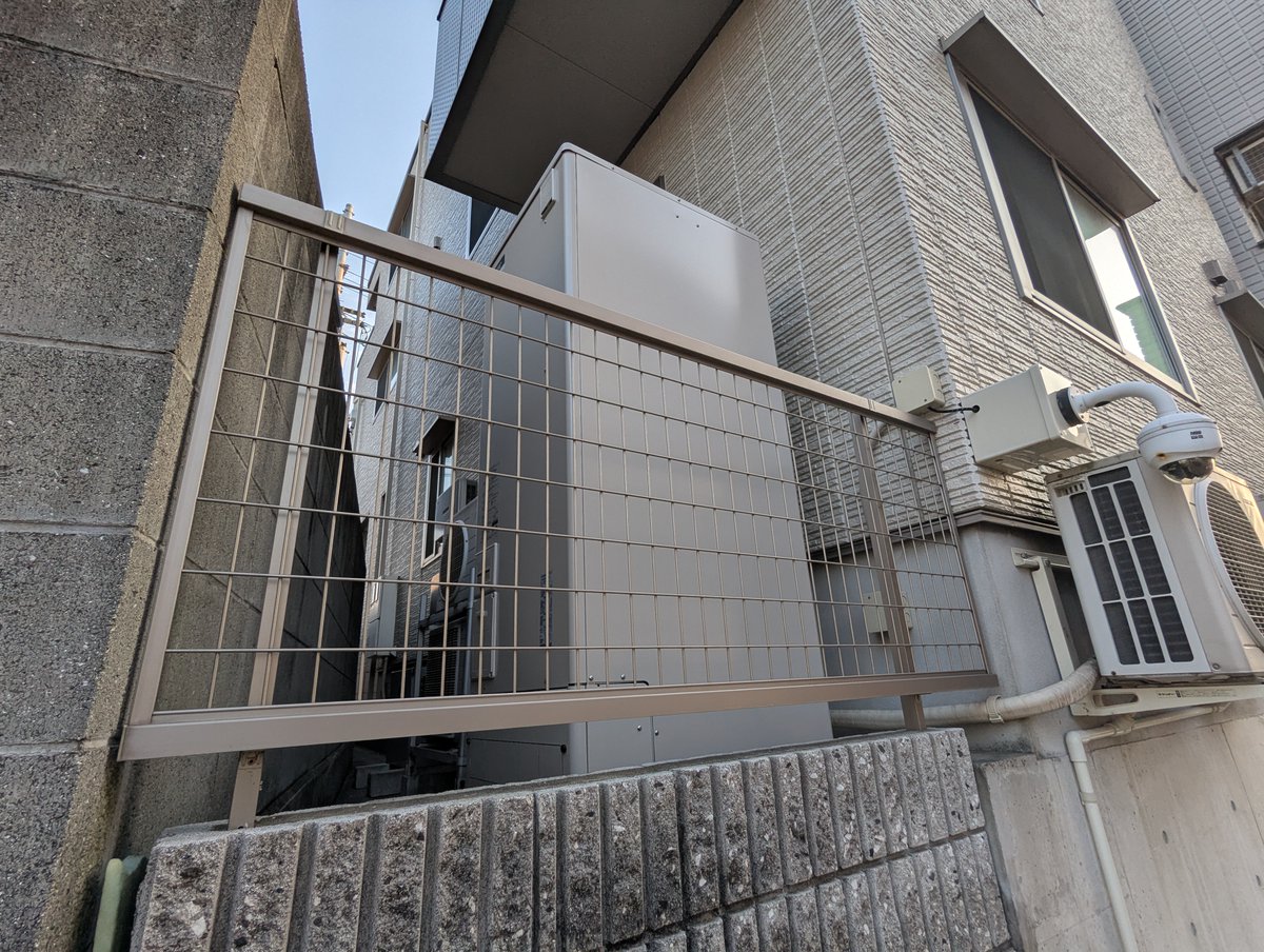 techabe's tweet image. Blog更新「パナソニック電気温水器から三菱電気温水器へ取替工事」→ 狭い上に登り降りが多くてかなり大変な作業でした...
techabe.blogspot.com/2026/02/blog-p…
　
#電気温水器 #給水装置工事主任技術者 #第一種電気工事士 #愛媛県 #松山市