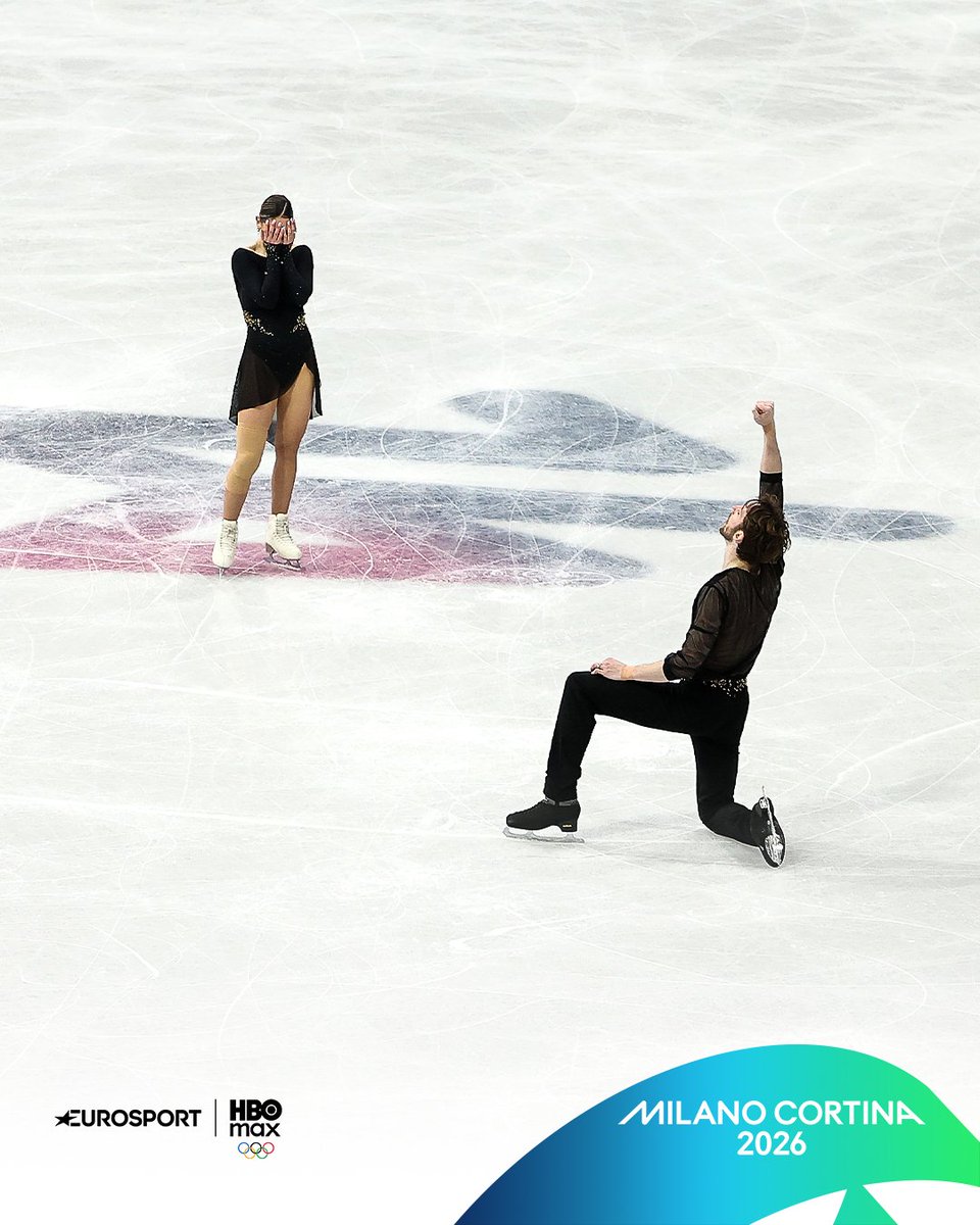 Eurosport_IT's tweet photo. Che emozione, ragazzi 🥹🥹🥹

#HomeOfTheOlympics #MilanoCortina2026 #FigureSkating #Conti #Macii https://t.co/omB7iZu4IF